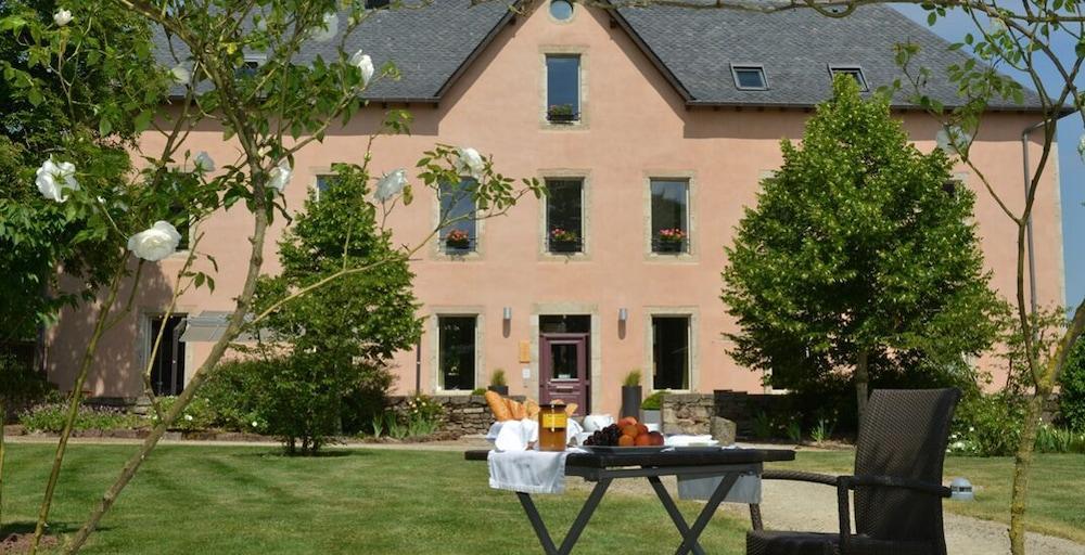 Hotel La Ferme De Bourran Rodez - Parking Prive Gratuit Bagian luar foto